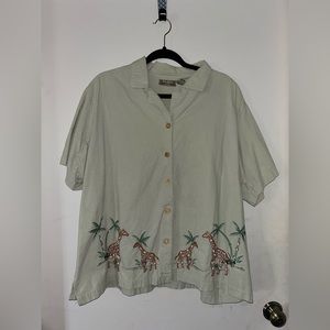 Women’s short sleeve button down giraffe shirt